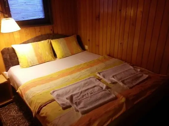 Ravnjak Hotel at Tara Springs Park - Oda