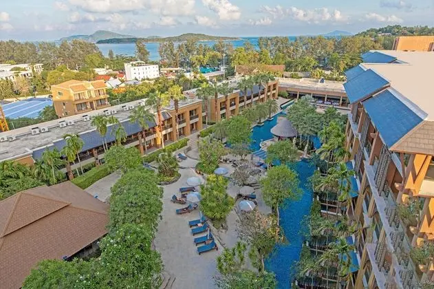 Rawai Palm Beach Resort - Havuz