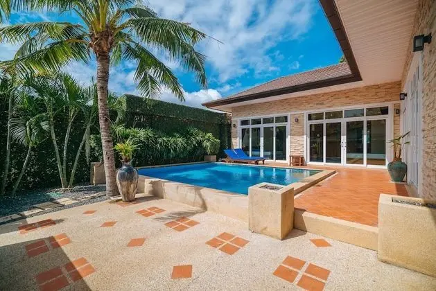 Rawai Private Villas - Pool and Garden - Oda