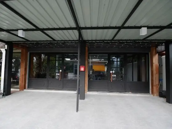 Ray Coffee Bar & Hostel - Adults Only