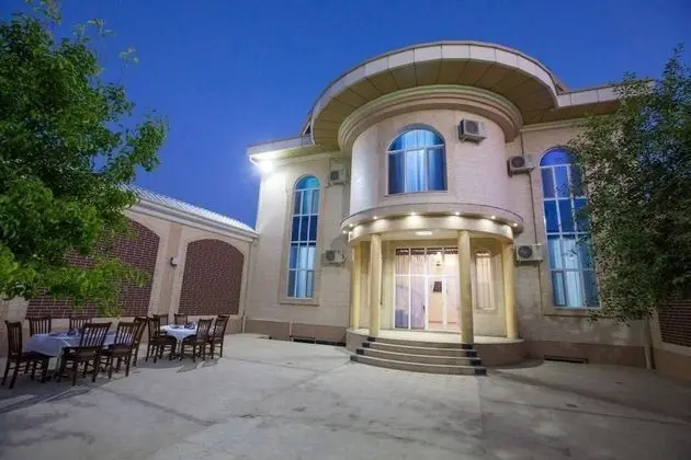 Rayhon Hotel