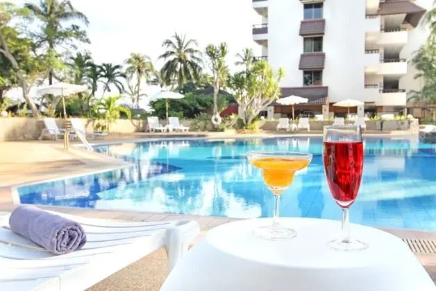 Rayong Chalet Resort - Havuz