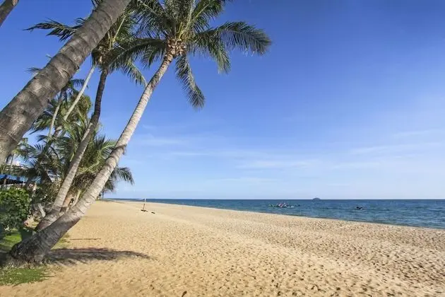 Rayong Chalet Resort - Plaj