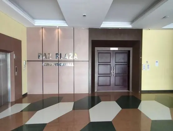 Raz Hotel & Convention