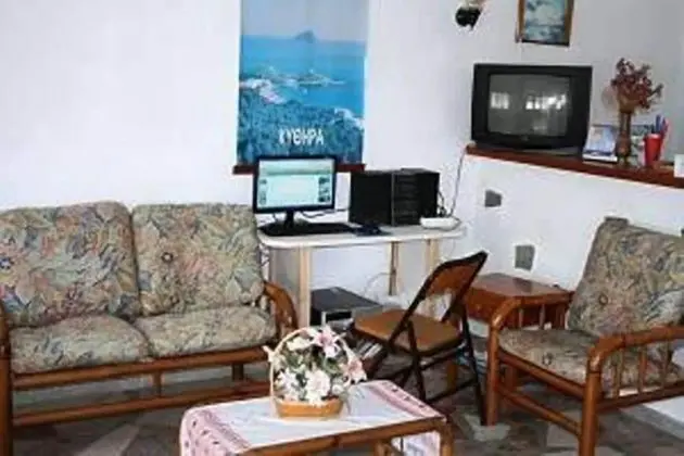 Hotel Rea - Lobi