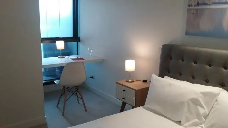 ReadySet Apartments on Emerald - Oda