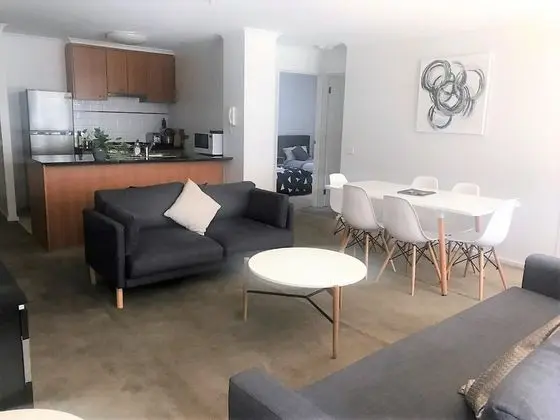 ReadySet Apartments on Kavanagh