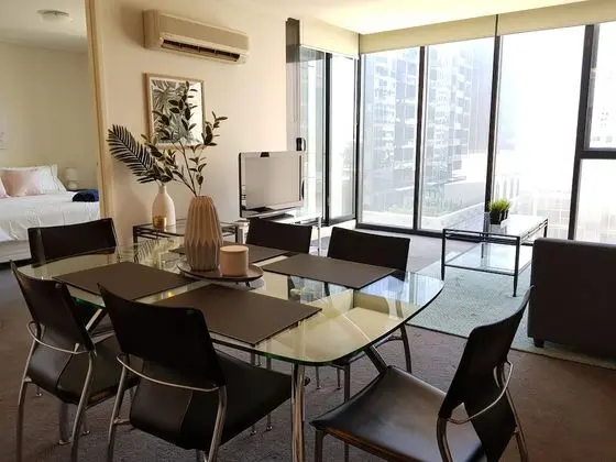 ReadySet Apartments at Sentinel - Öne Çıkan Resim