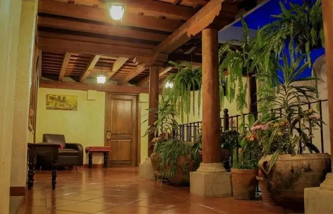Hotel Real Antigua - İç Mekan