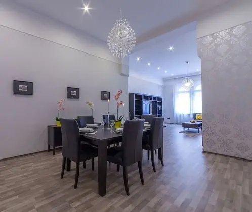 Real Apartments Semmelweis