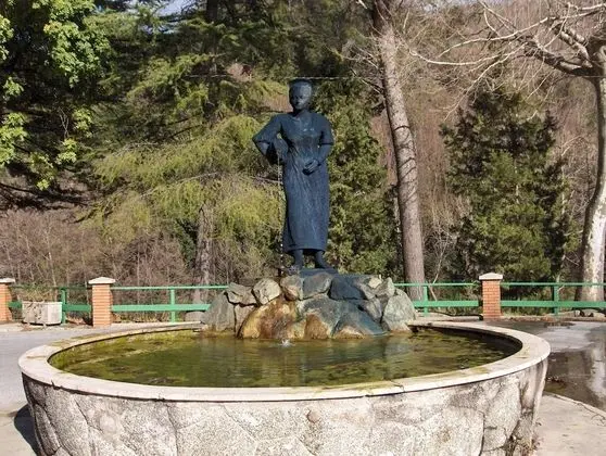 Real Asturias Hotel - Dış Mekan