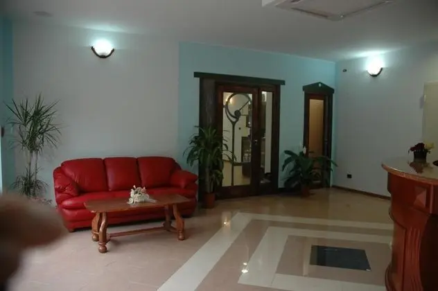 Real Asturias Hotel - Lobi