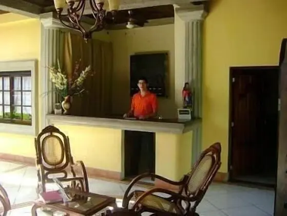Hotel Real Granada - Lobi