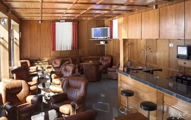 Real Hotel - Bar