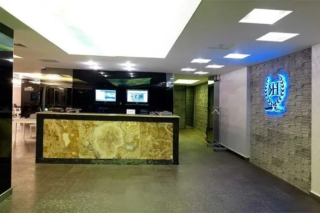 Real House Boutique Hotel - Lobi
