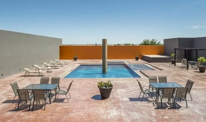 Real Inn Ciudad Juárez - Havuz