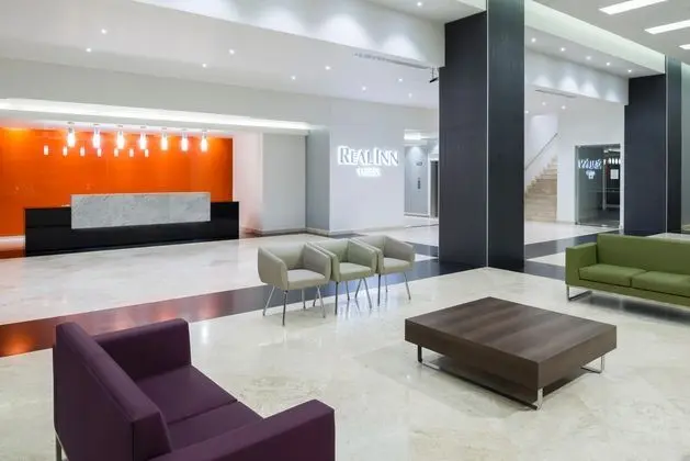 Real Inn Tijuana - Lobi