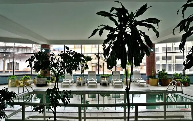 Real Plaza Hotel and Convention Center - Havuz