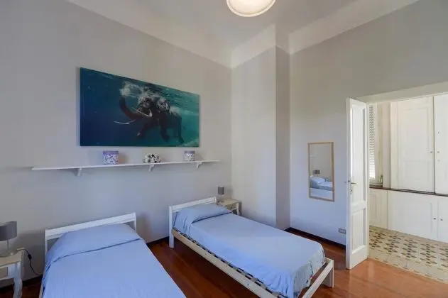 Rebecca Apartment Furnished With Taste in Stresa City Center - Oda