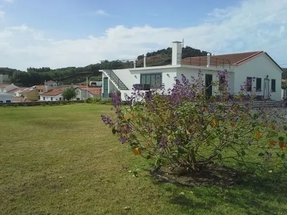 Recent Villa, Located in a Quiet Residential Area, 2km From the Center