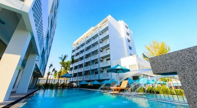 Recenta Phuket Suanluang