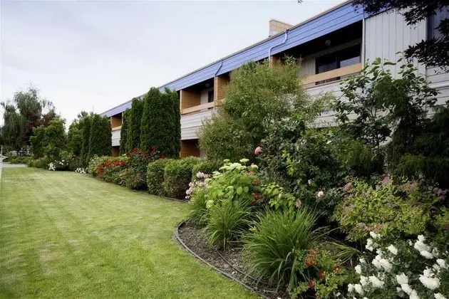 Recreation Inn & Suites