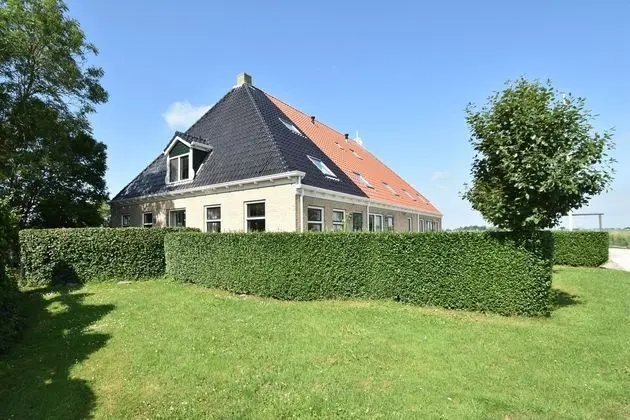 Recreational Farm Located in a Beautiful Area of Friesland - Öne Çıkan Resim