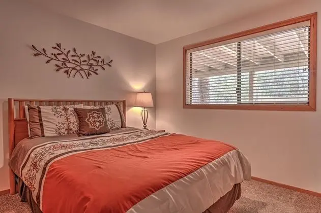 Red Alder Lane 1 - Oda