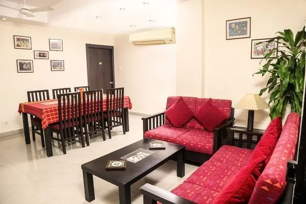 Red Arrow Residency - Lobi