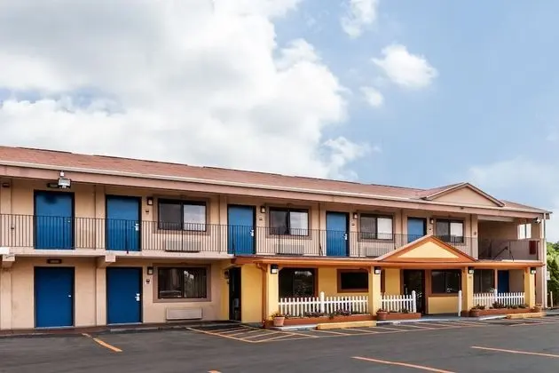 Red Carpet Inn - Dış Mekan