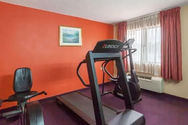 Red Carpet Inn - Fitness