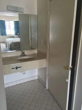Red Carpet Inn - Banyo Özellikleri