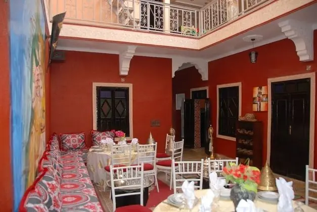 Red Castle Hostel - Backpacker - Yerinde Yemek