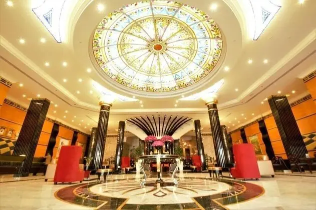 RED CASTLE HOTEL