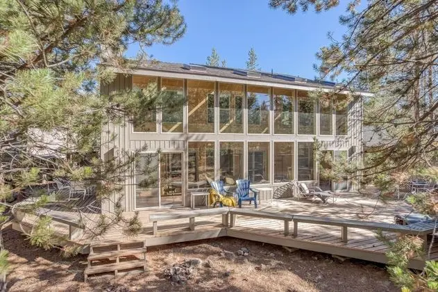 Red Cedar Lane 60