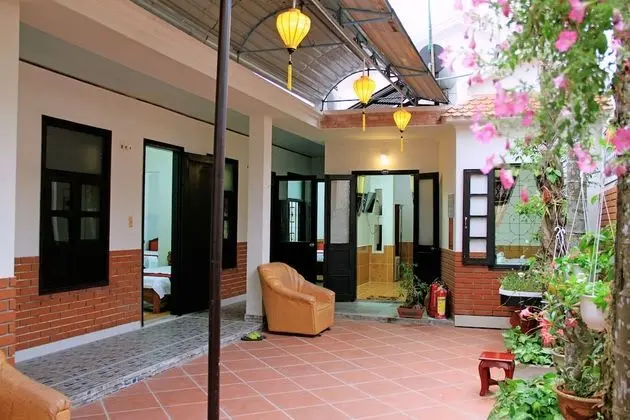 Red Ceramics Homestay - Lobi