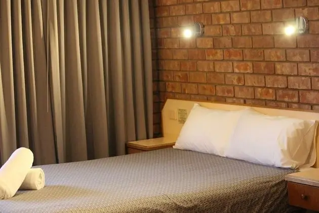 Red Cliffs Colonial Motor Lodge - Oda