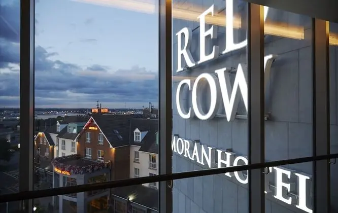 Red Cow Moran Hotel - Dış Mekan
