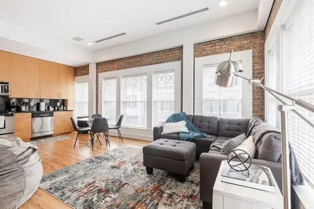 Red Door Apartment 2.0 ~ Heart Of D-twn ~ Lovesac