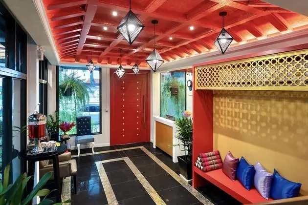 Red Door Heritage Hotel - Hostel - Lobi