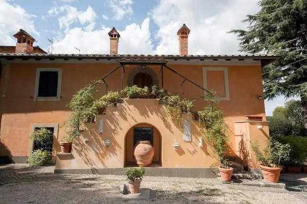 Red Elegant and Charming Country House Near Rome