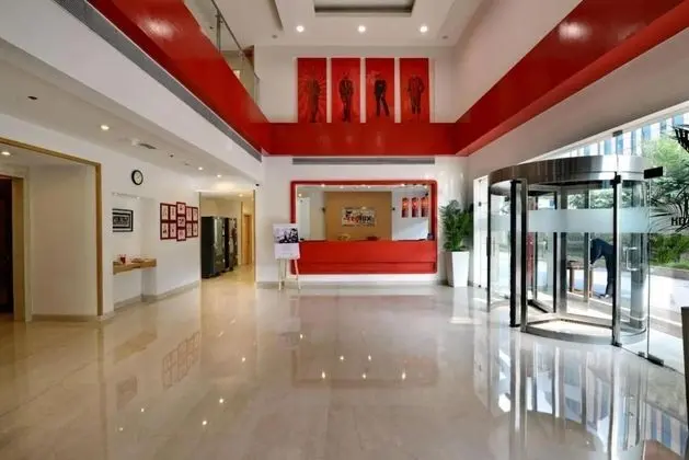 Red Fox Hotel, Delhi Airport - Lobi