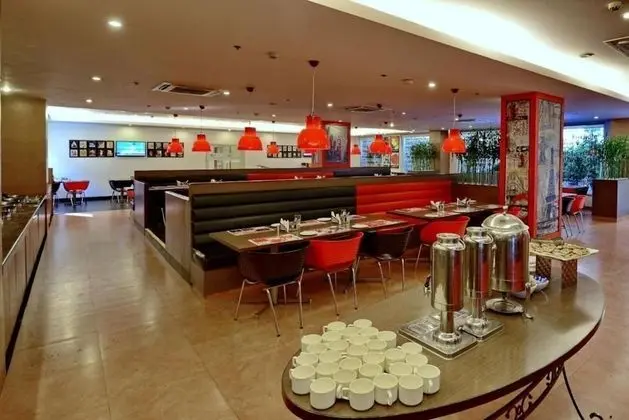 Red Fox Hotel, Delhi Airport - Yerinde Yemek