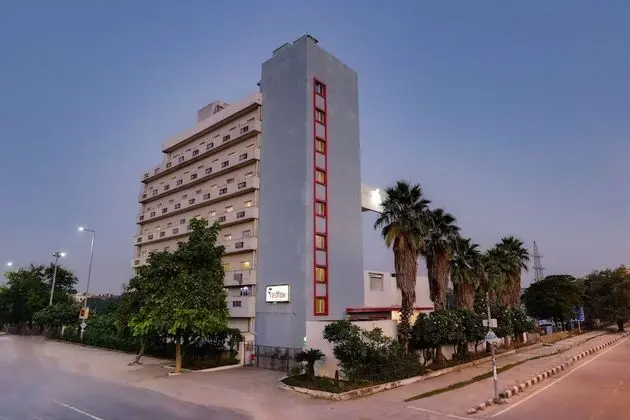 Red Fox Hotel East Delhi