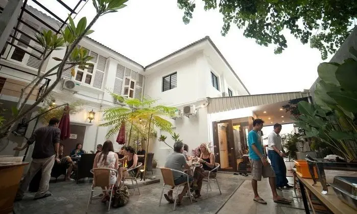 Red Inn Cabana