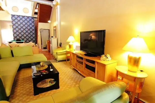Red Inn Heritage Guesthouse - 1