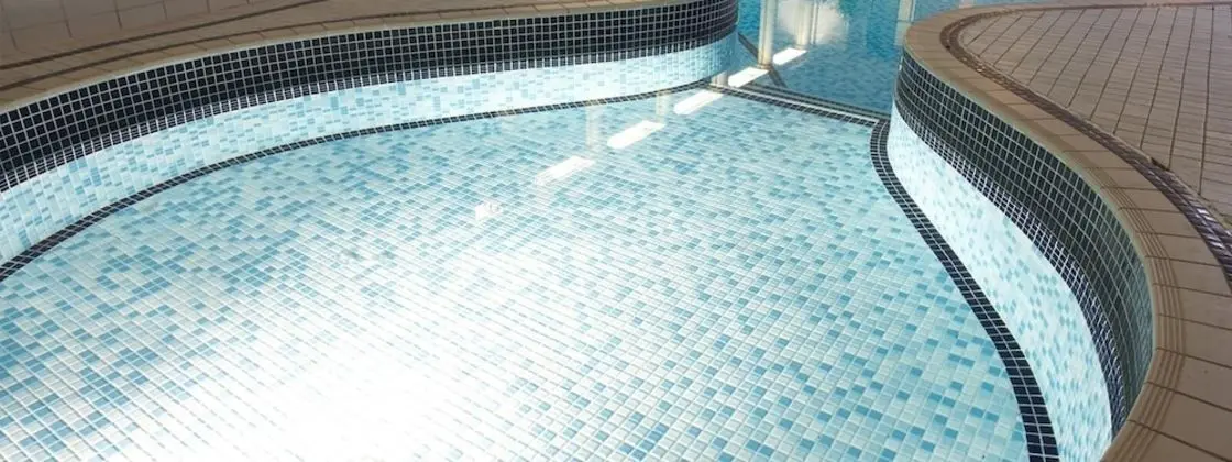 Red Lea Apartments - Havuz