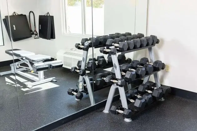 Red Lion Inn Suites Elizabethtown - Fitness