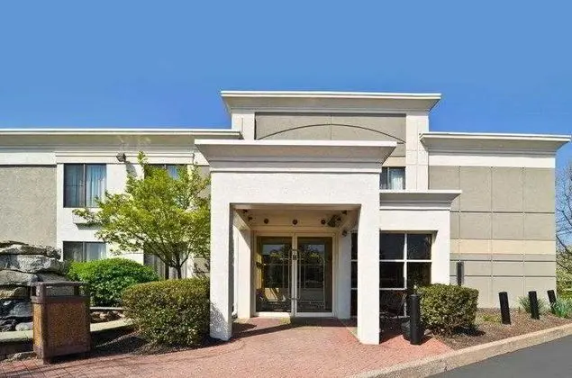 Red Lion Inn & Suites Hershey