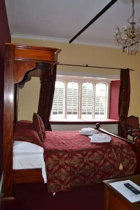 The Red Lion Hotel - Oda